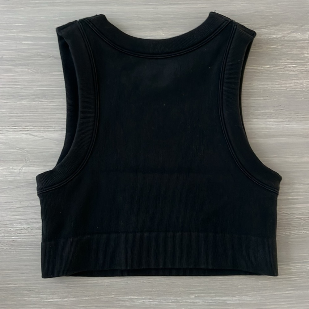 Offline by Aerie Black Cropped Seamless Tank - Picture 3 of 3